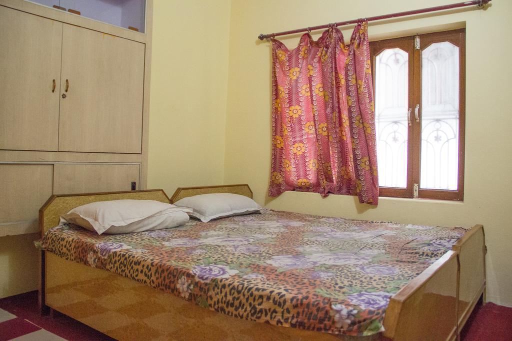 Somit Paying Guest House Варанасі Екстер'єр фото